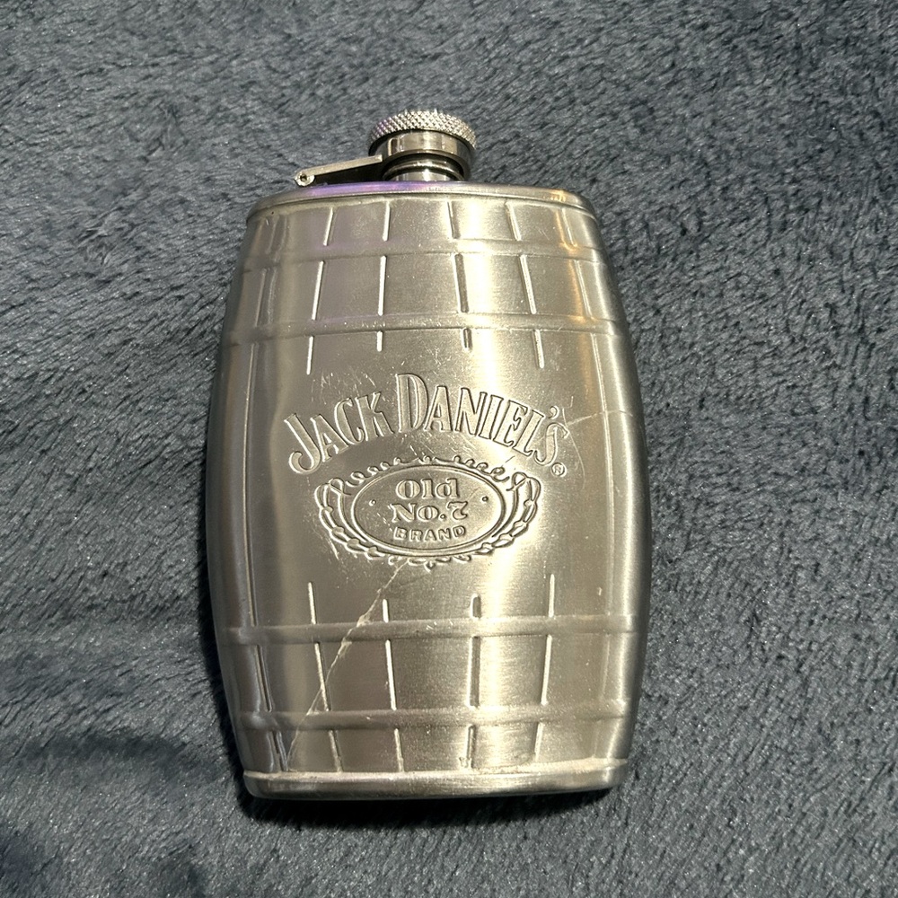 jack daniel’s flask